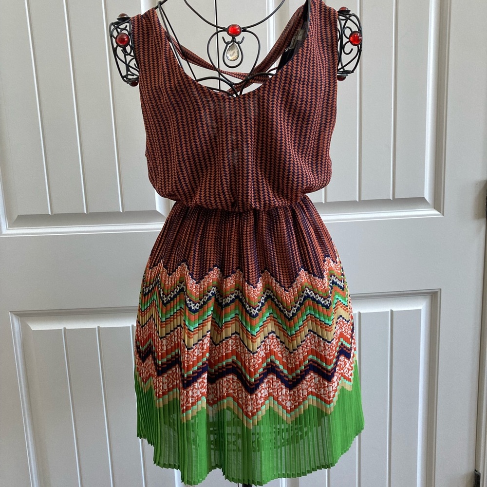 DOUBLE ZERO Pleated Day Dress